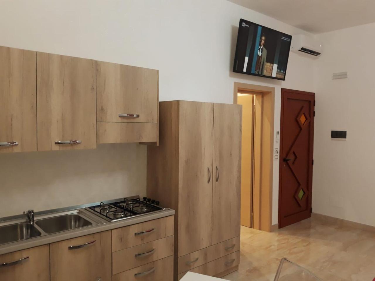Aparthotel Il Vittoriano Porto Cesareo Exterior foto