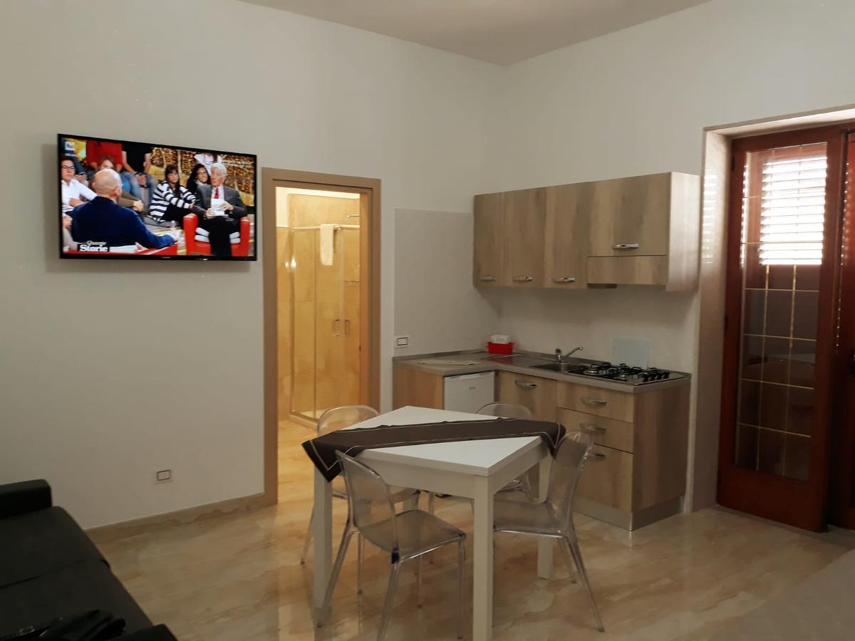 Aparthotel Il Vittoriano Porto Cesareo Exterior foto